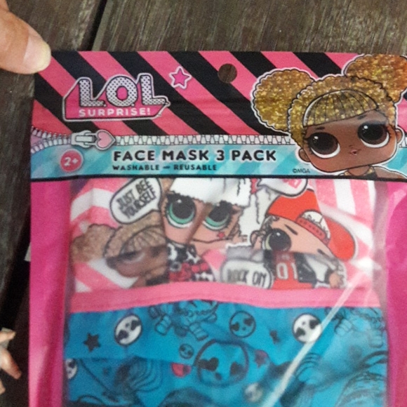 5 Girl's Face Masks 3 LOL Doll, 2 Cat & Jack - Picture 3 of 7